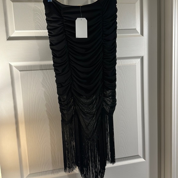NEW - Elegant Black Midi Skirt with Fringe - Size Large - Picture 1 of 2